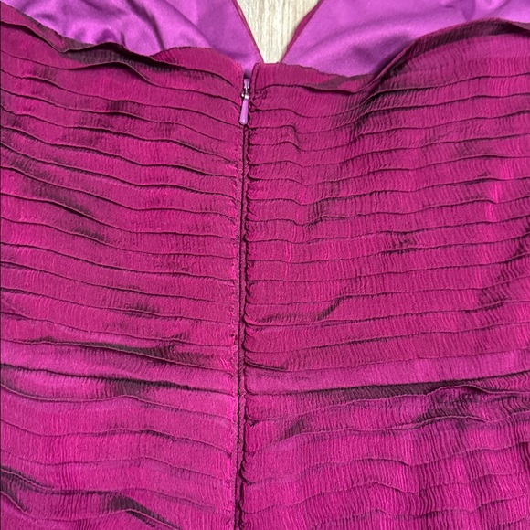 Tadashi Bandage Halter Deep V Silk Mini Dress Gown Magenta Pink Formal Size 6 - Picture 8 of 10